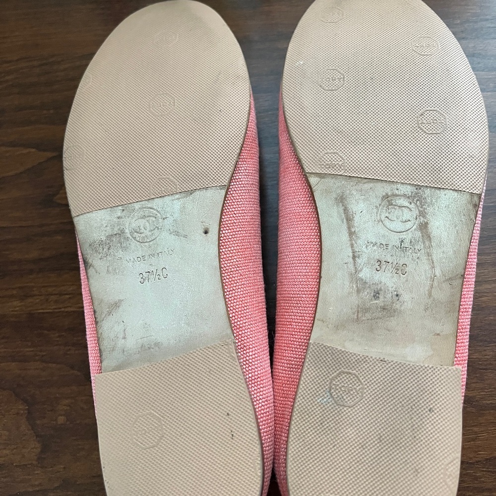 Chanel Pink and Gold Ballet Flats with Decorative Bows - Picture 8 of 10
